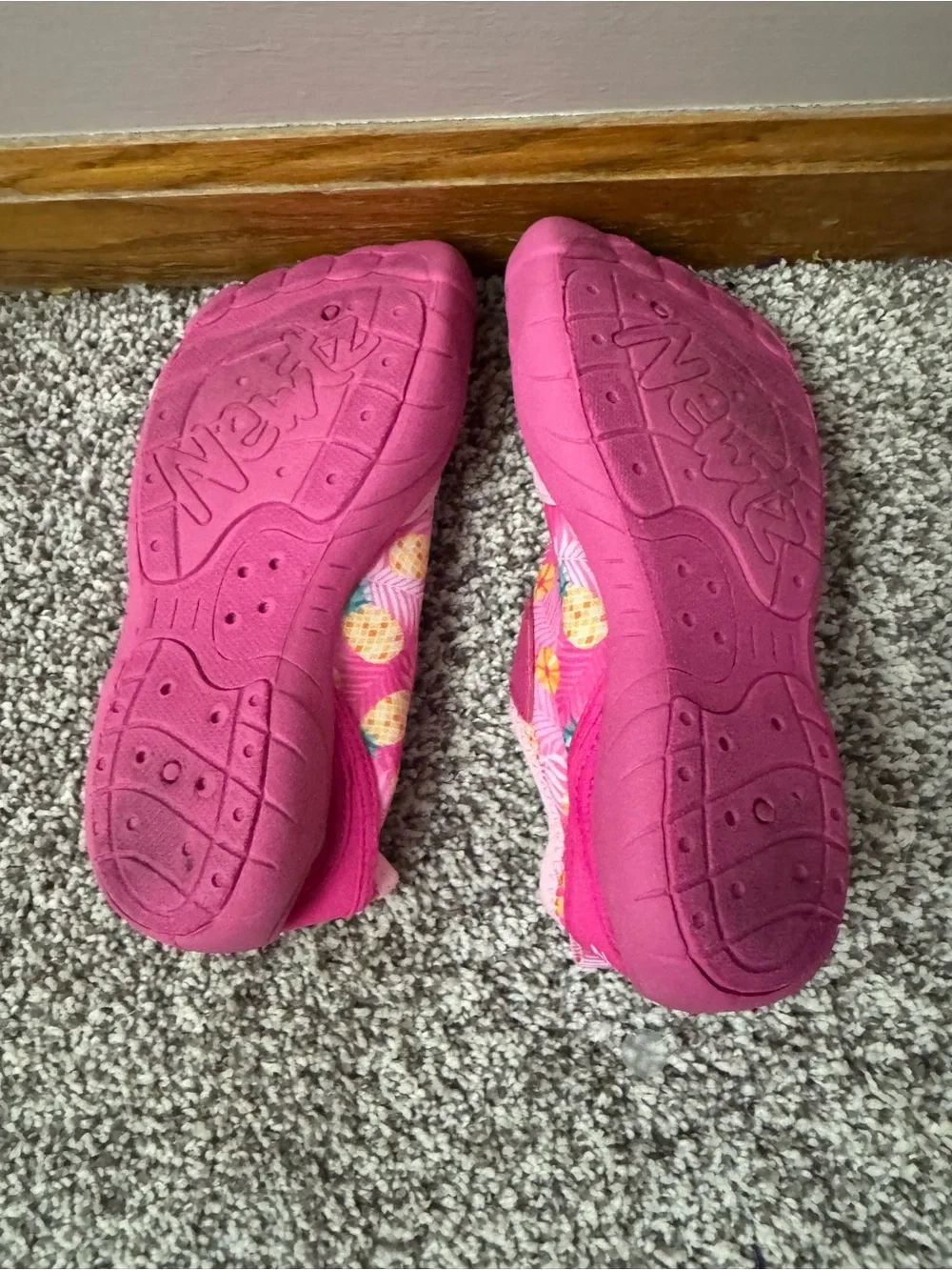 Newtz Pink Pineapple Water Shoes Size 11/12